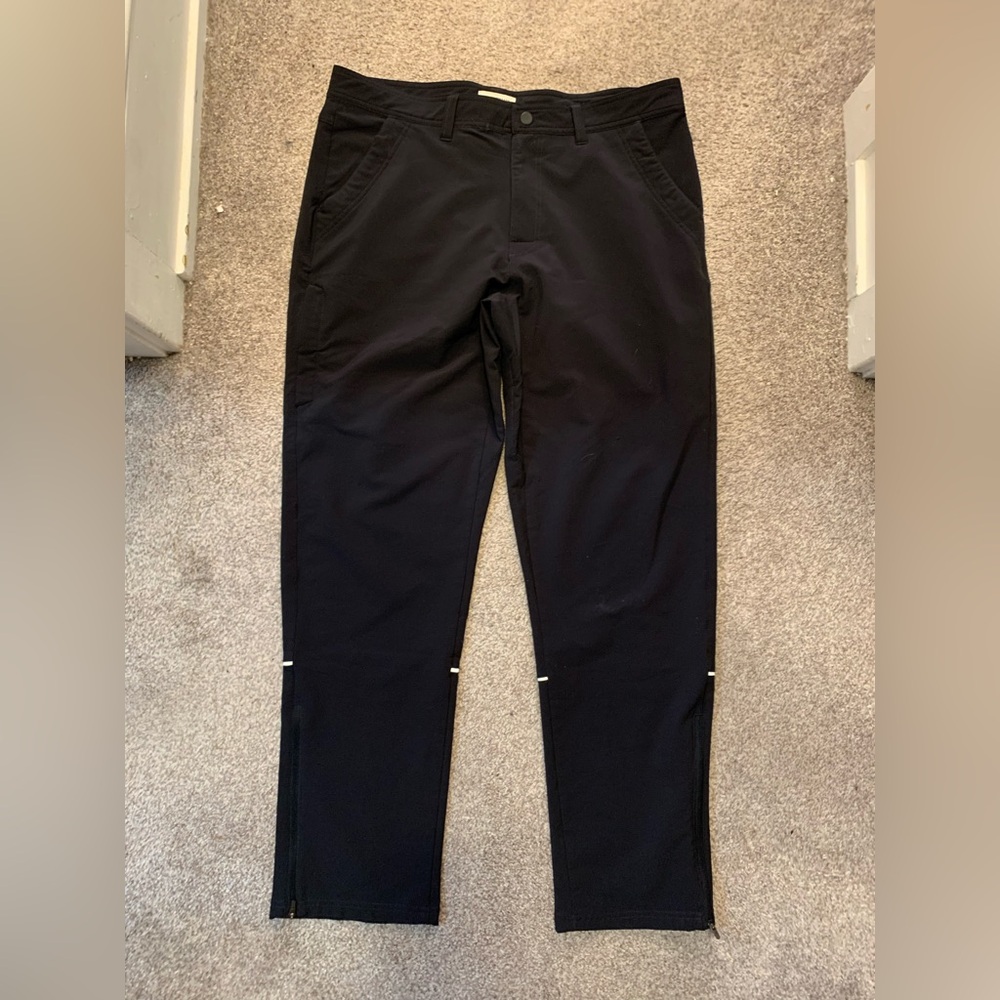 Ultimate terrain Classic Black Men's Chinos